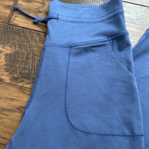 Kids Old Navy PowerChill joggers high waisted blue size XL 14-16 - Picture 2 of 12